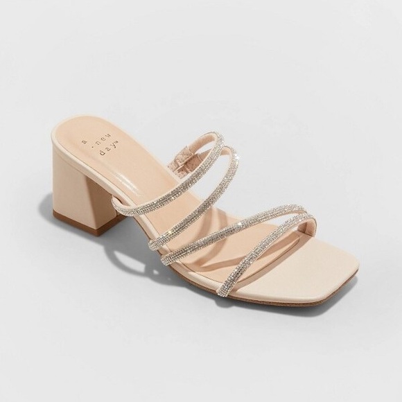 Chic Nude Block Heel Sandals with Rhinestone Straps - Picture 1 of 9